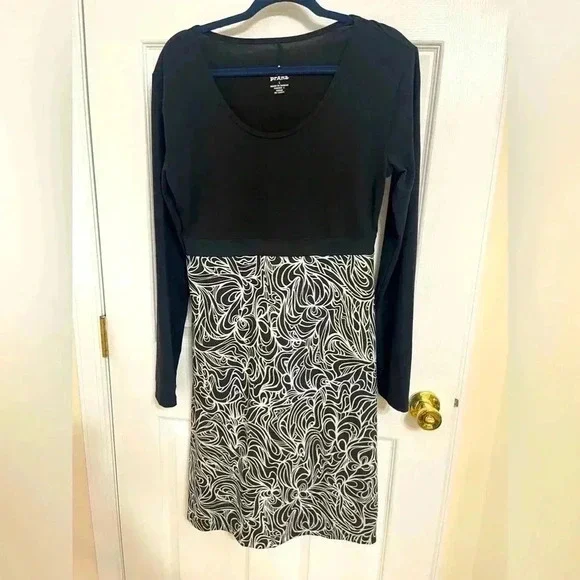 Womens prAna Black White Squiggly Design Skirted Dress Large - Picture 3 of 8